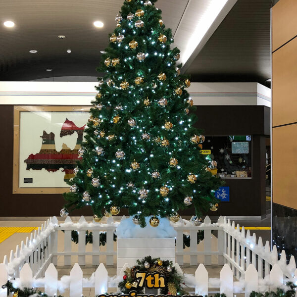 新青森駅クリスマス 装飾